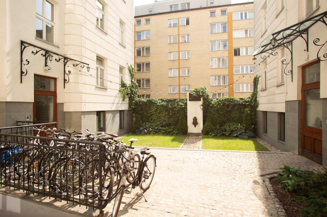 Center - Golden - Dobr11a Warszawa