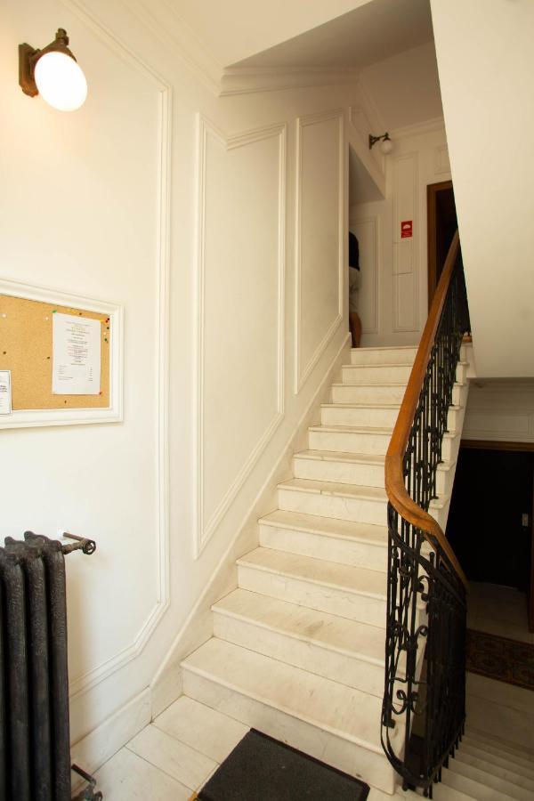 Center - Golden - Dobr11a Leilighet *